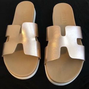 Steven by Steve Madden comfort sandals